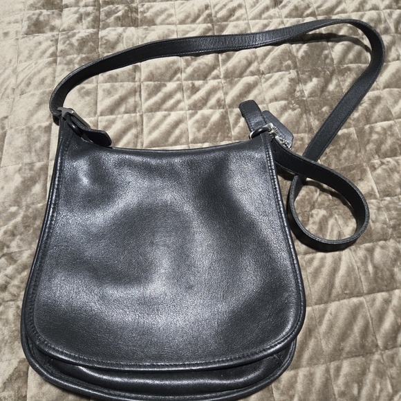 Vintage Coach leather Hippie Flap Bag Crossbody Saddle Purse in Black Style 9135 - Picture 6 of 8